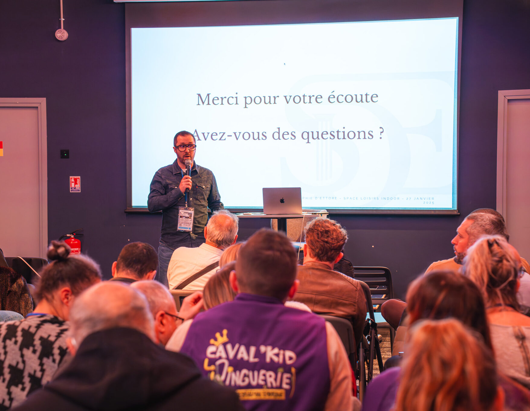 Des salles de conférence équipées pour vos événements professionnels